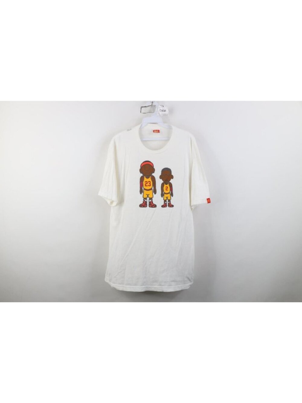 Y2K Mens XL Cleveland Cavaliers Cartoon Lebron James Kyrie Irving T-Shirt White